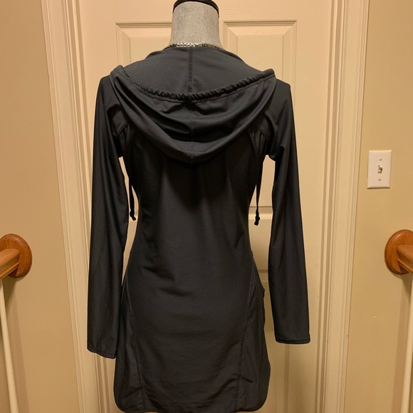 Athleta women’s charcoal gray tunic size small - Picture 7 of 7